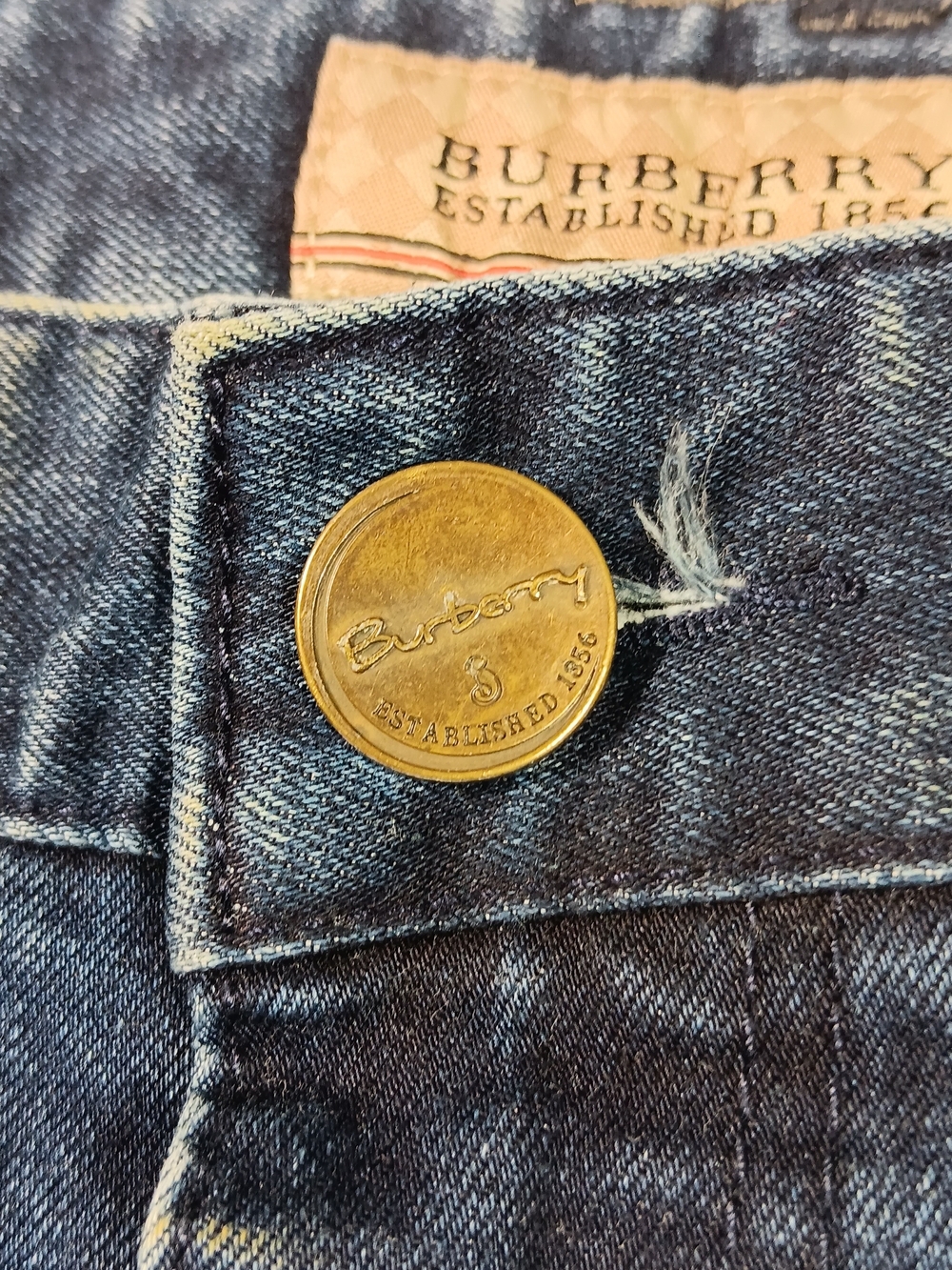 Burberry Jeans Mens 32x27 Blue Denim Slim Fit Dark Wash Stretch Designer Bloke - Picture 6 of 15